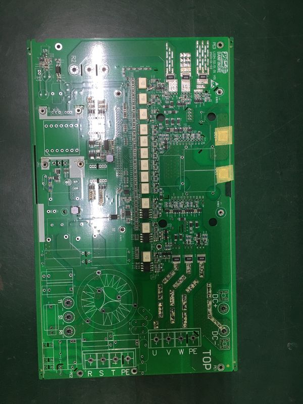 전문 PCB 조립 서비스 LW/LS 최소 0.05mm 및 두께 0.4mm-3mm