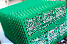 맞춤형 자동차 PCB 조립 계약 제품 제조 Suntek 그룹 구리 0.3OZ-10OZ 계층 1L-32L