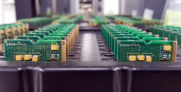 최대 구리 두께 8OZ 캄보디아 PCB 제조 및 ENIG/OSP/HASL 표면 완공으로 조립