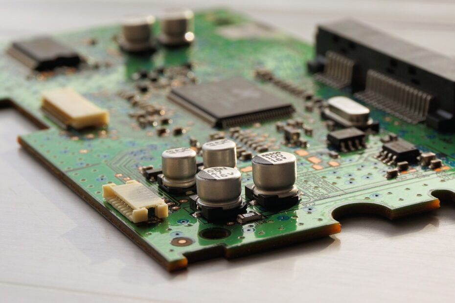 딱딱한 PCB 보드 유형 PCBA 회로 보드 조립 SMT THT 중국과 캄보디아에서 턴키 서비스