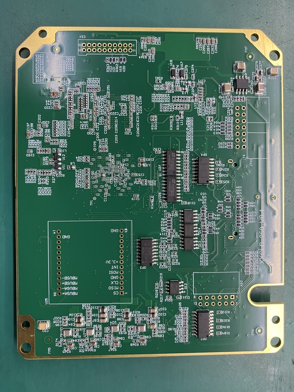 화이트 솔더 마스크 전력 보호 PCB 어셈블리 1.6mm 두께와 Rohs 인증